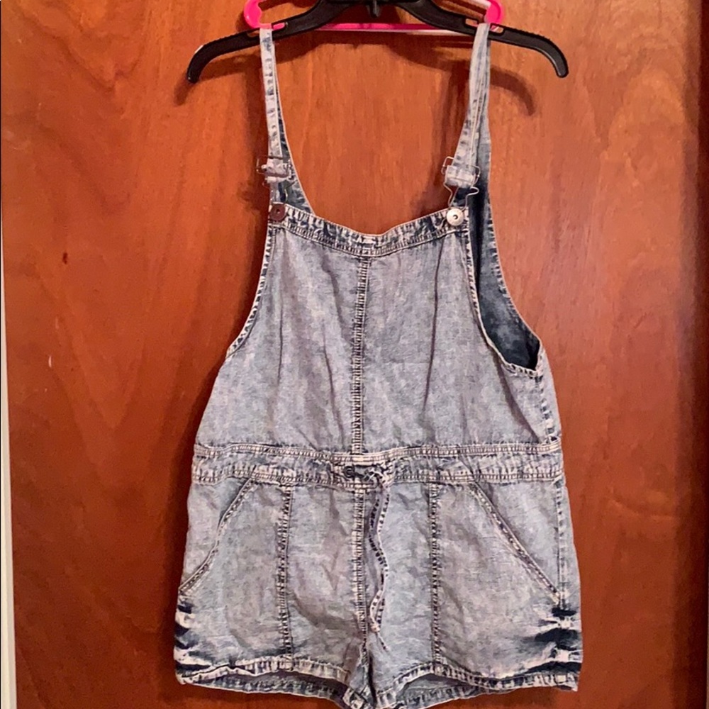 Light washed Shortalls